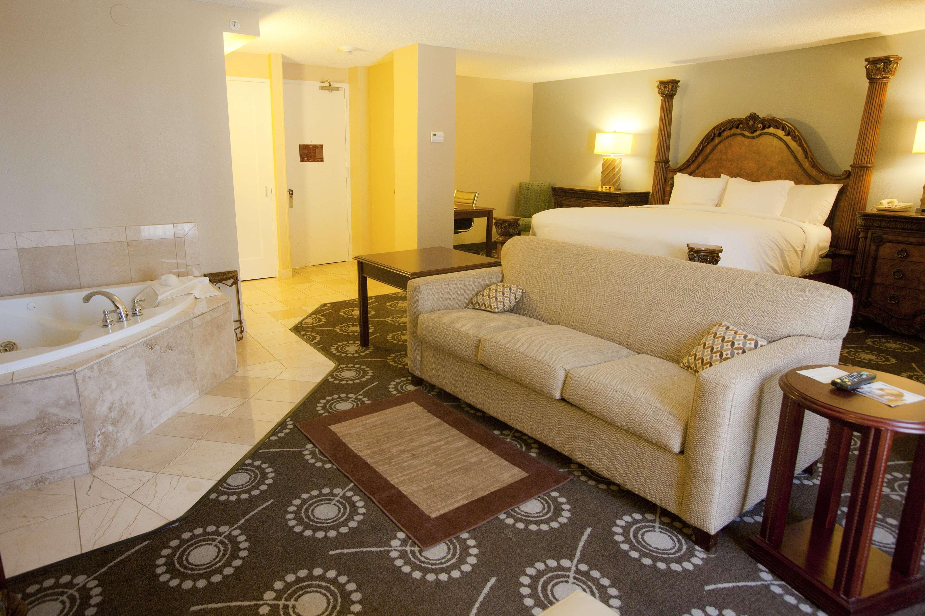 Wyndham Midland Downtown Hotel Ngoại thất bức ảnh